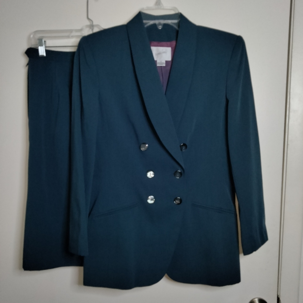 Jacqueline Ferrar (Size 10) Navy Blue Vintage (2PC) Skirt & LS Blazer Jacket Set
